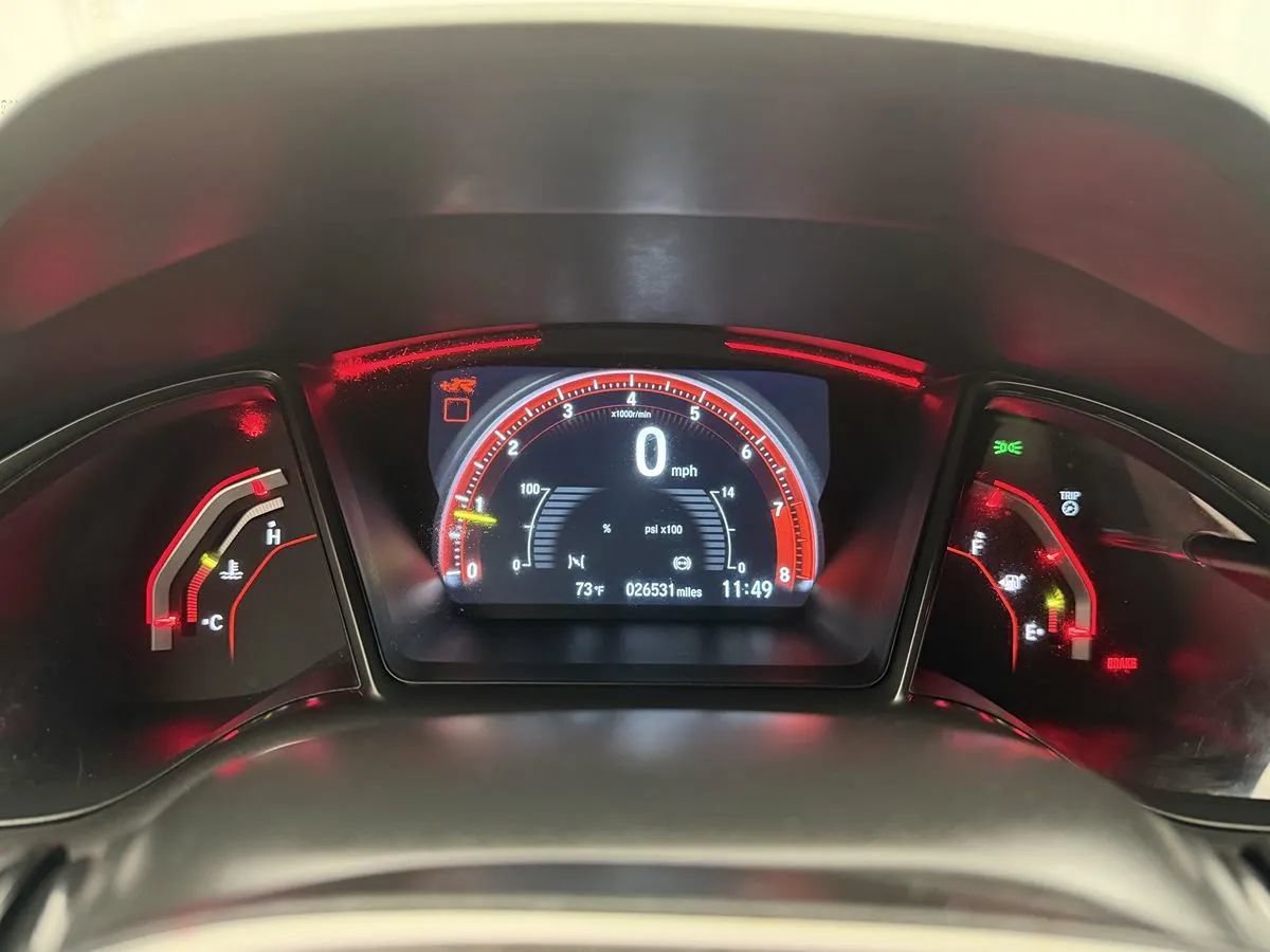 Used 2018 Honda Civic Type R image 11