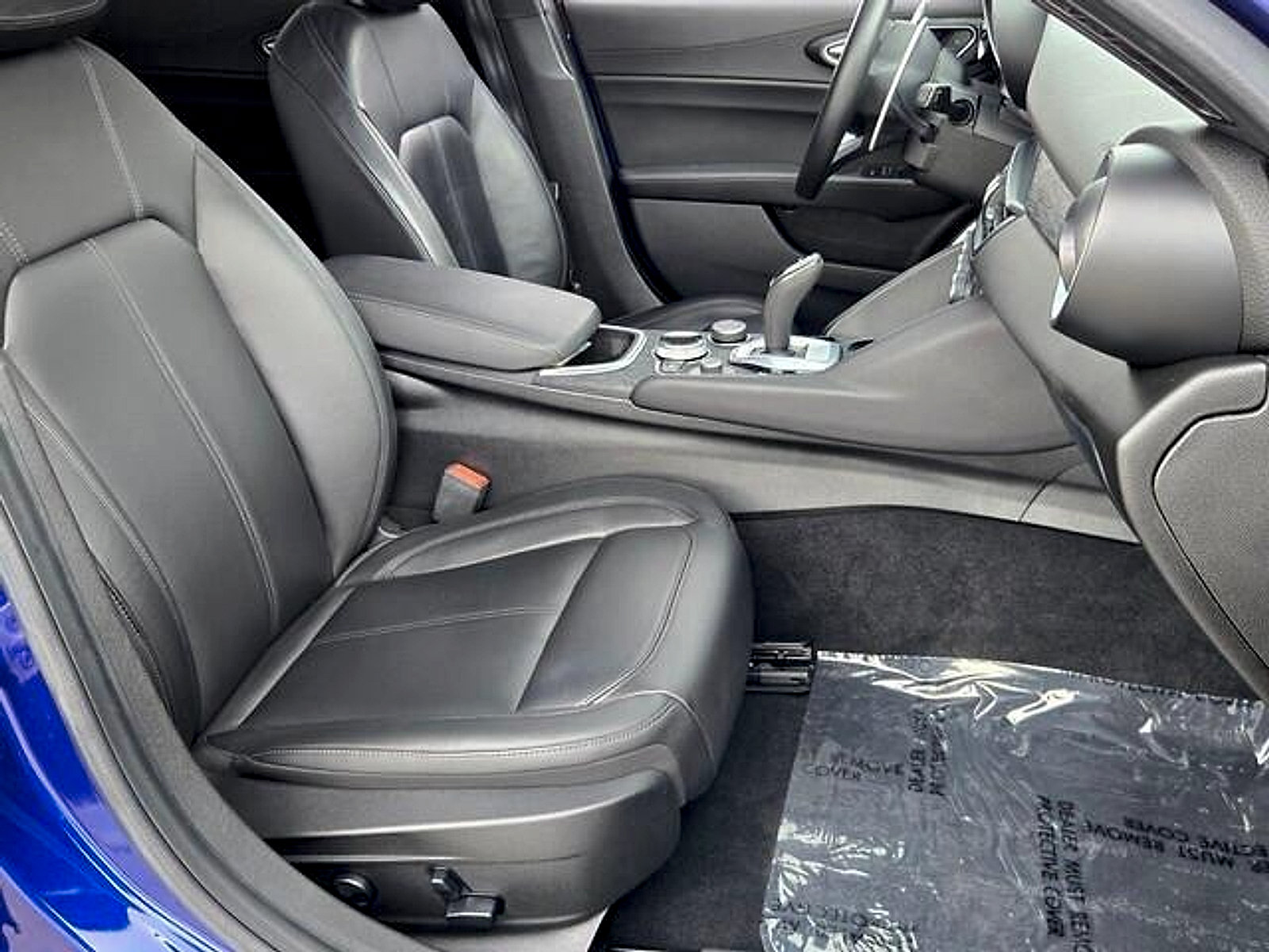 Used 2022 Alfa Romeo Giulia Sprint RWD image 16