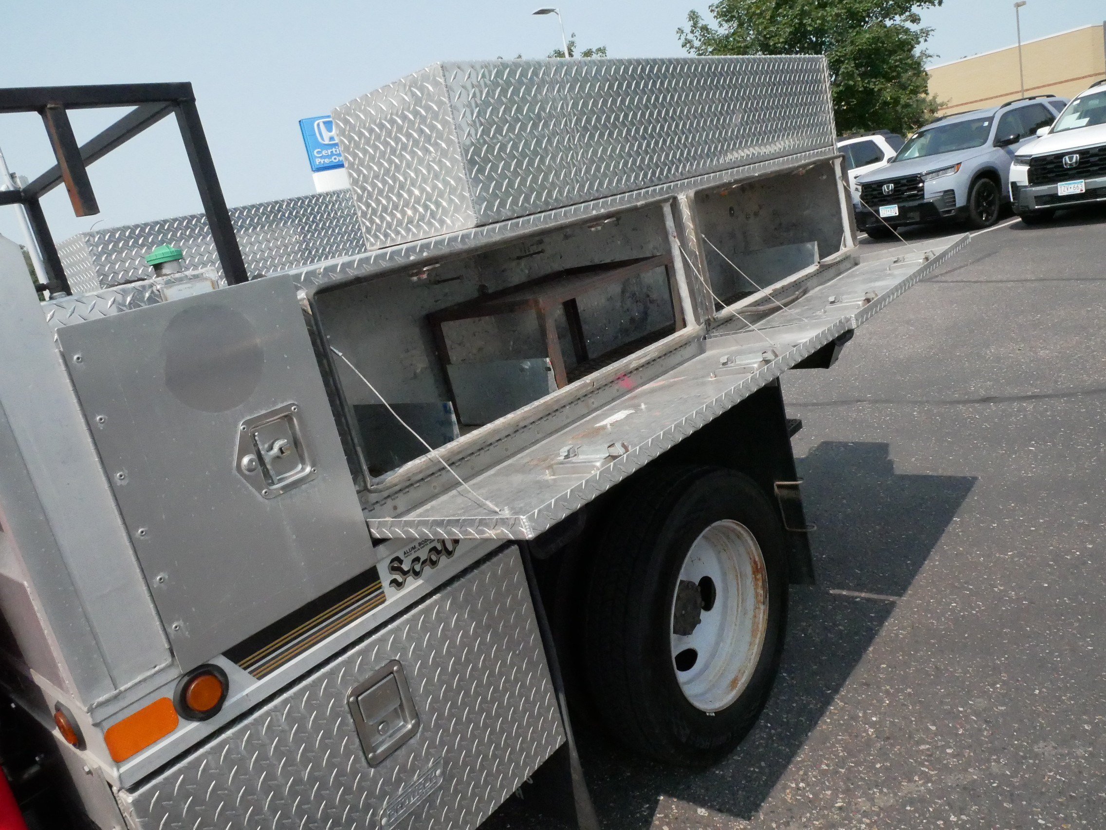 Used 2016 Ford F450 XL w/ Power Equipment Group RWD image 32