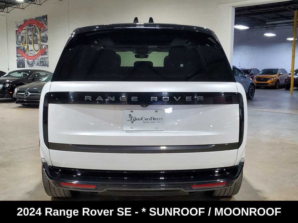 Used 2024 Land Rover Range Rover SE AWD/4WD image 11