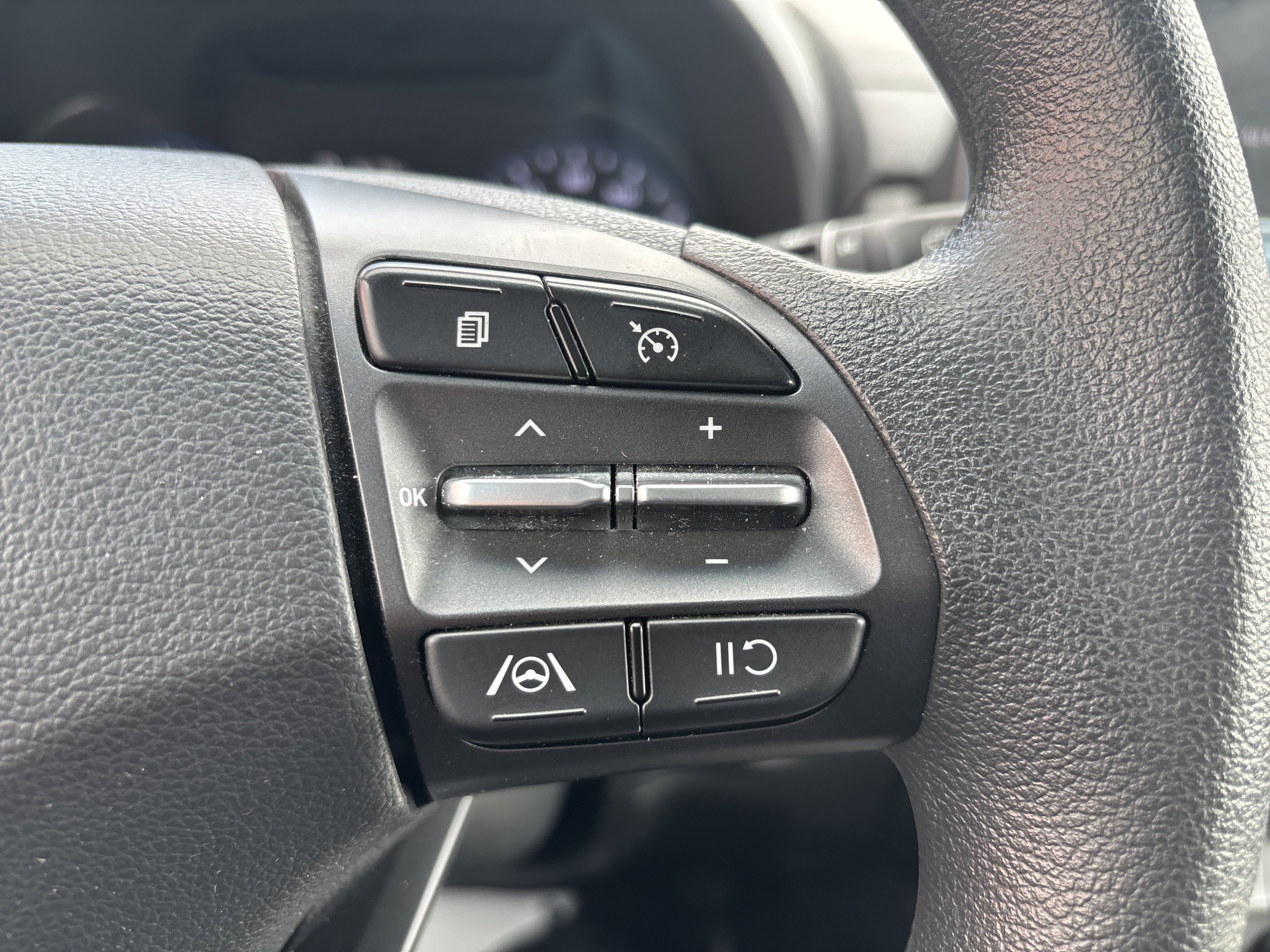 Used 2022 Hyundai Kona SEL image 20