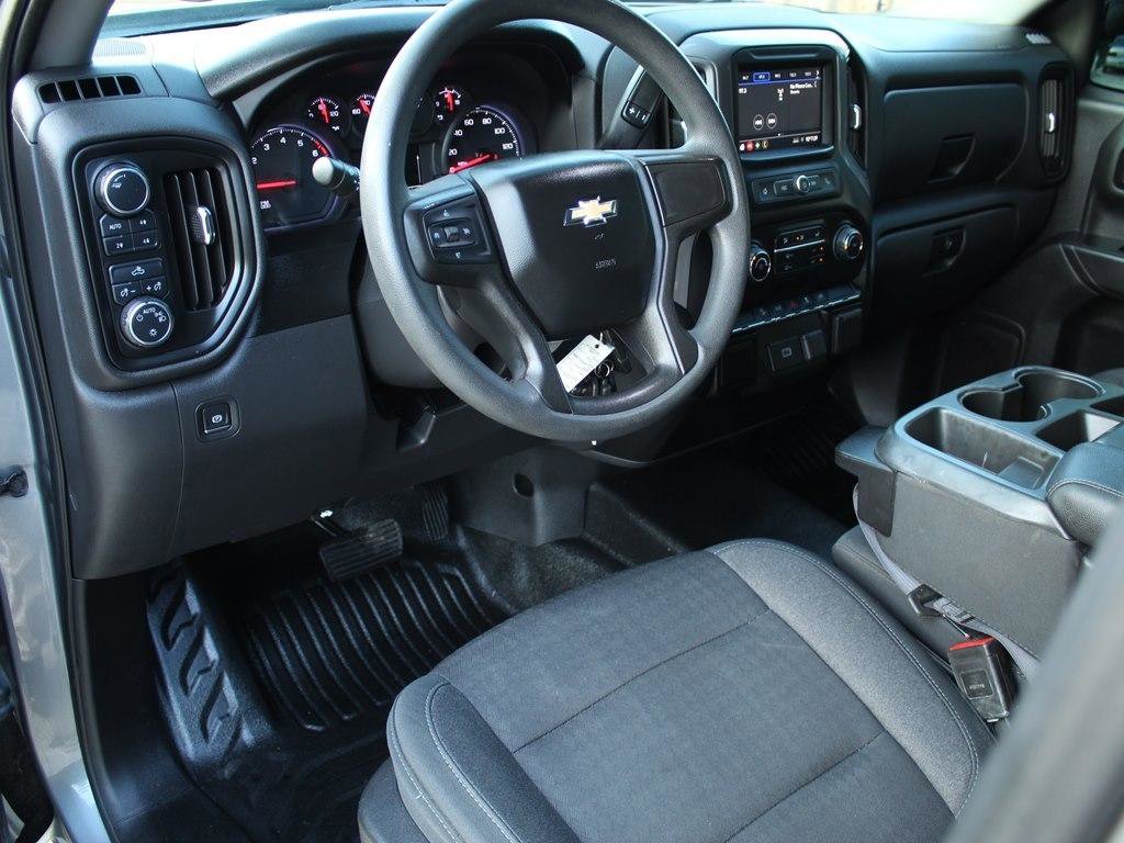 Used 2020 Chevrolet Silverado 1500 W/T w/ Z71 Off-Road Package AWD/4WD image 11