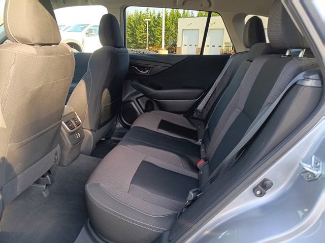 Used 2025 Subaru Outback Premium AWD/4WD image 20