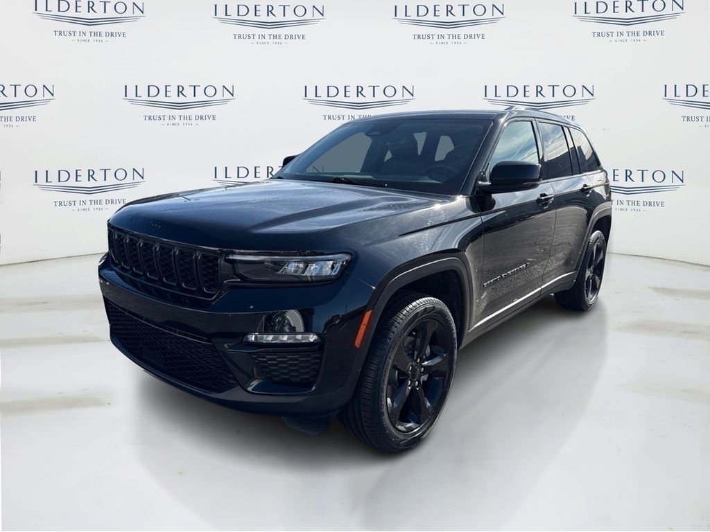 Used 2024 Jeep Grand Cherokee Limited w/ Black Appearance Package