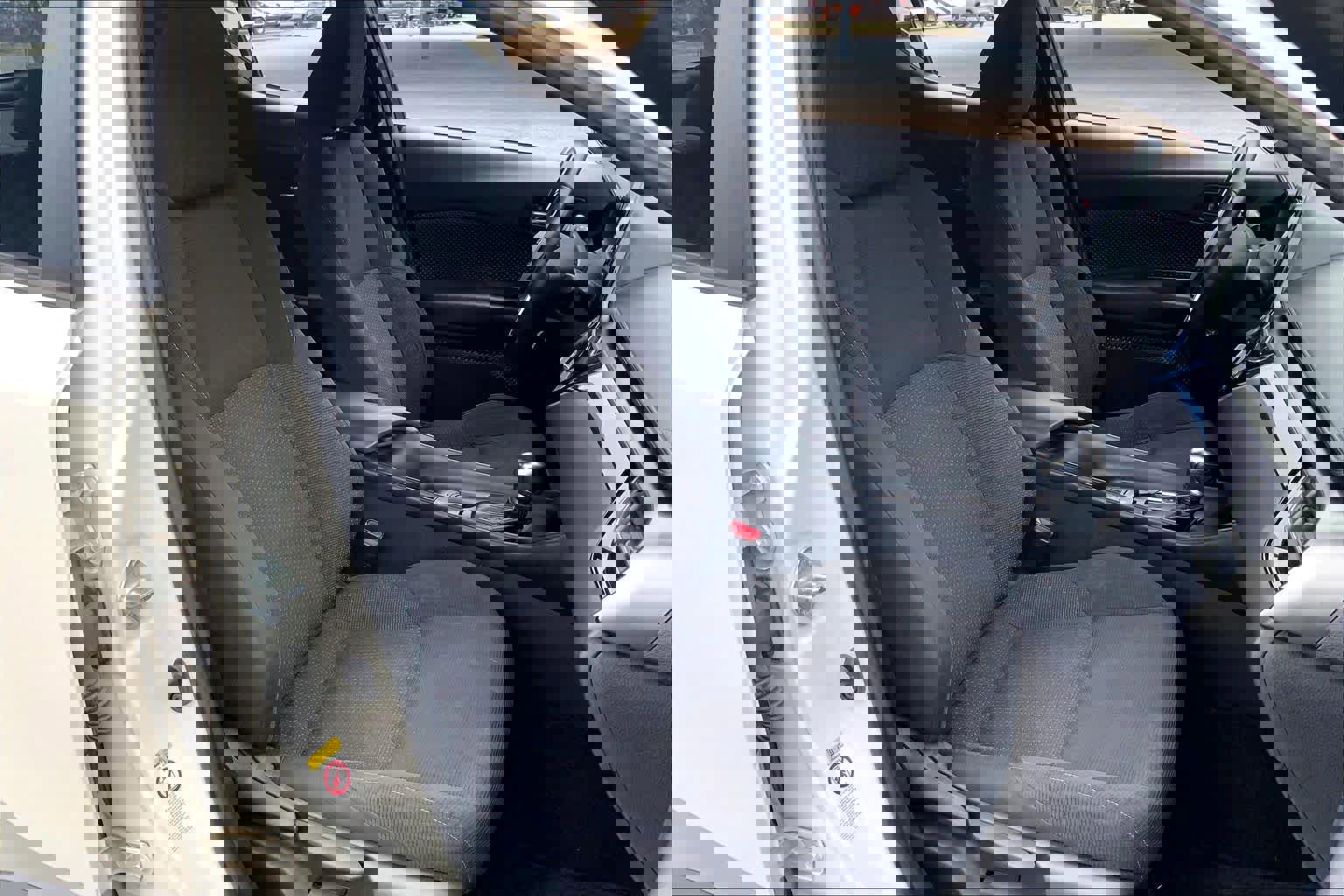 Used 2018 Toyota C-HR XLE FWD image 9