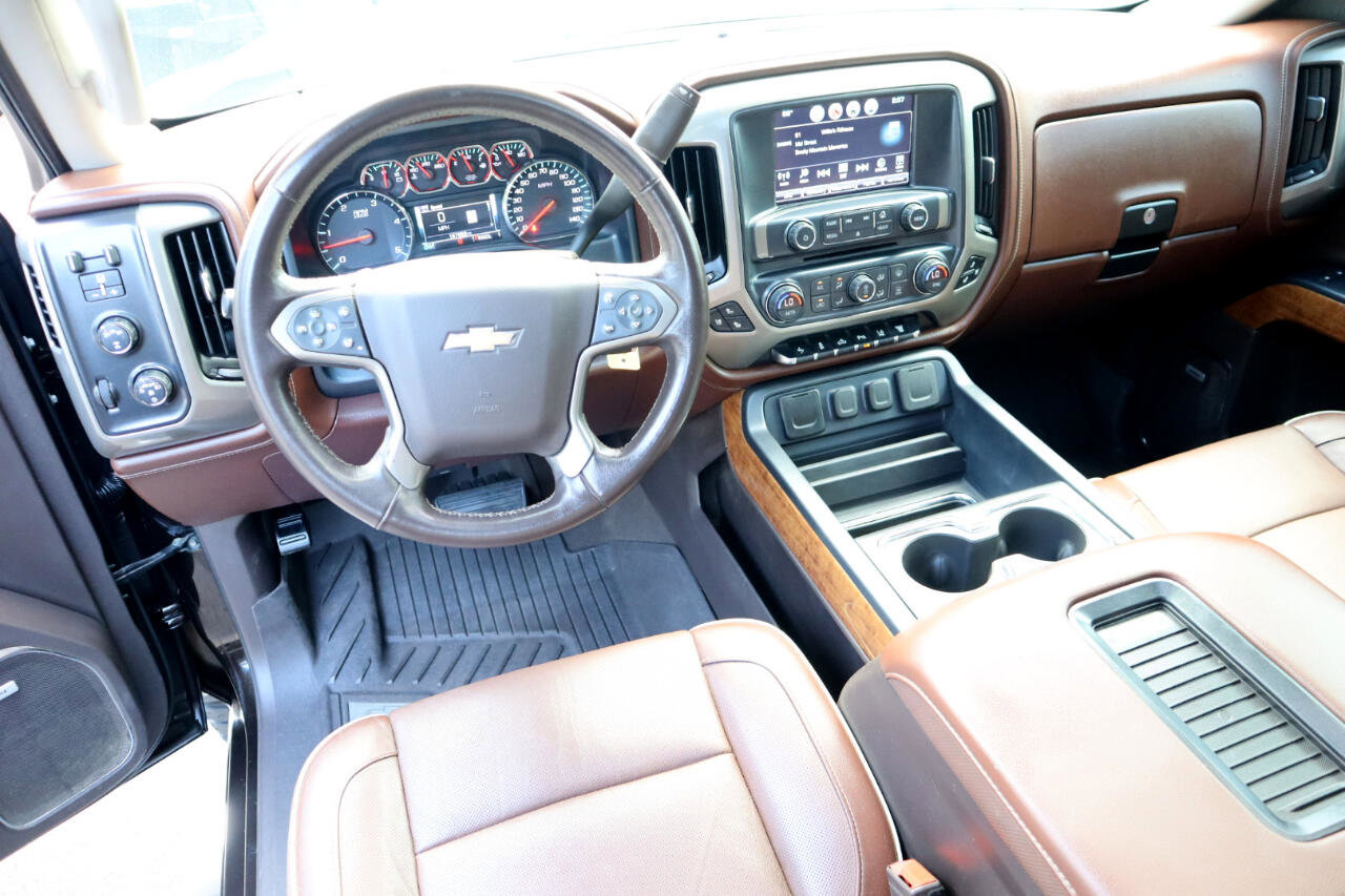 Used 2019 Chevrolet Silverado 2500 High Country w/ Duramax Plus Package image 13