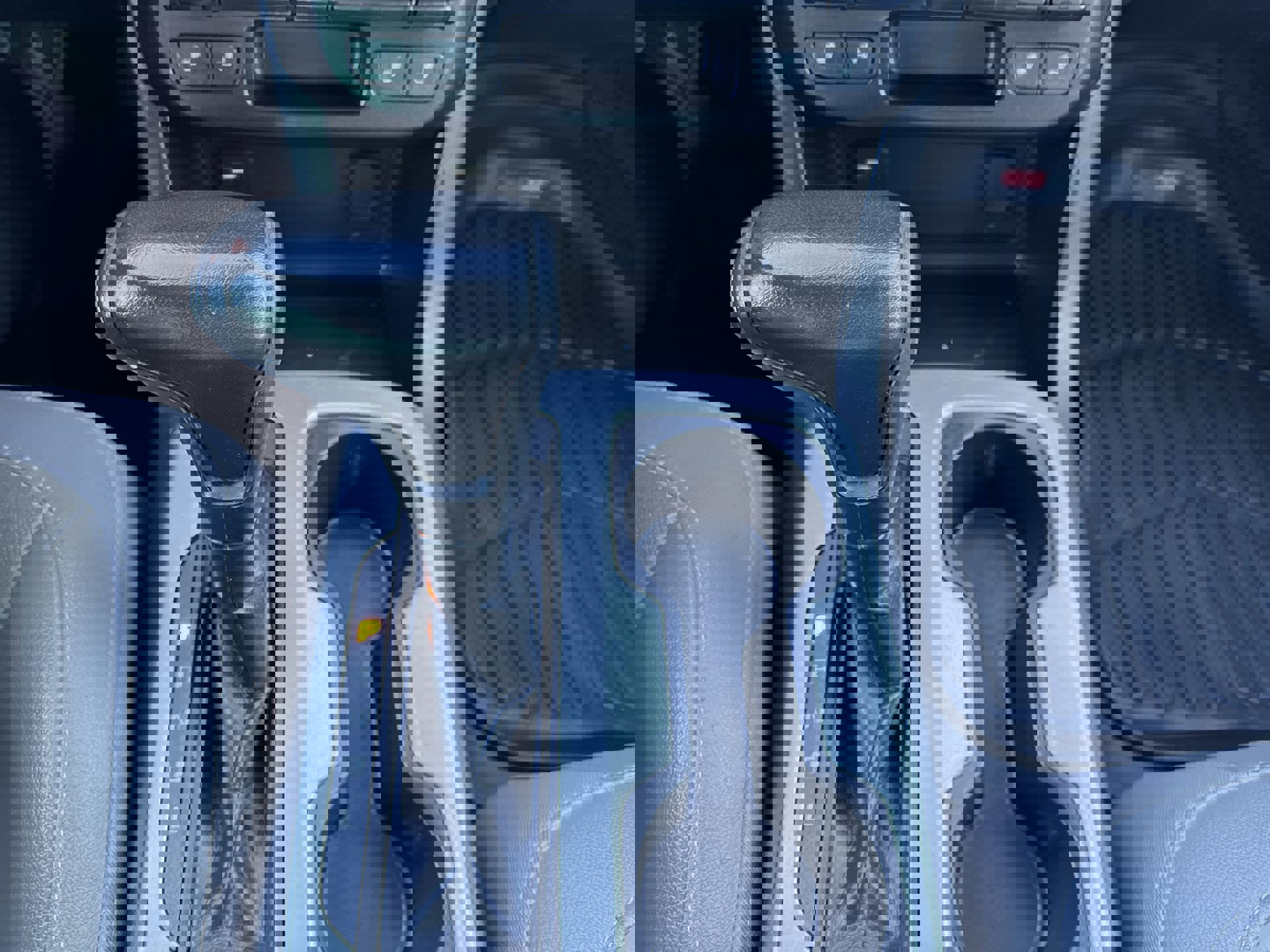 Used 2018 Chevrolet Colorado LT w/ Luxury Package, Chrome image 18