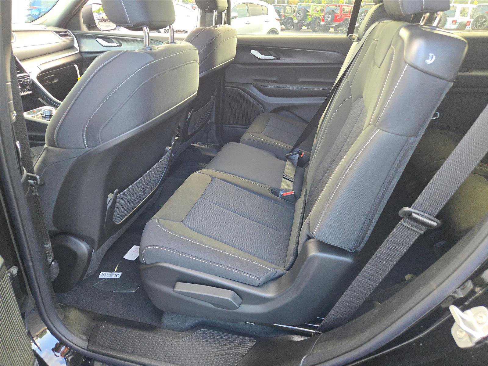 New 2025 Jeep Grand Cherokee L Laredo w/ MOPAR Finishing Package image 20