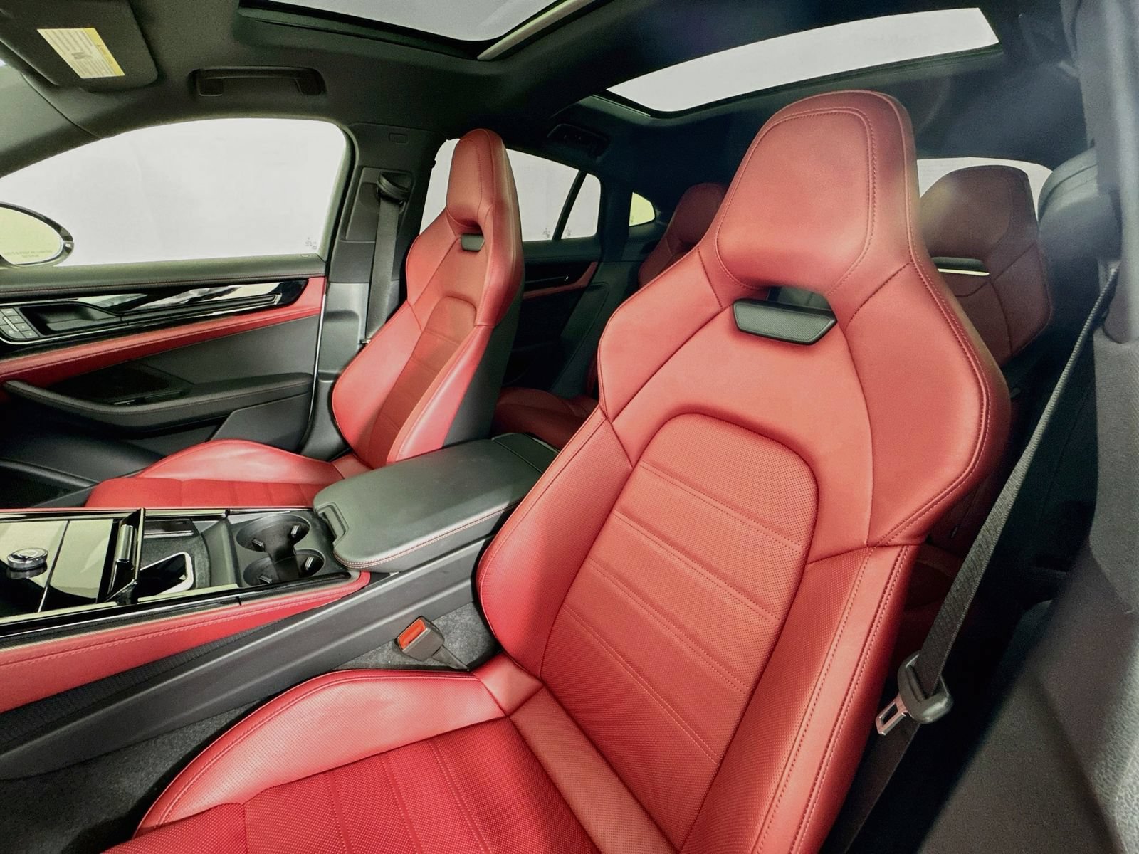 Used 2025 Porsche Panamera 4 AWD/4WD image 20