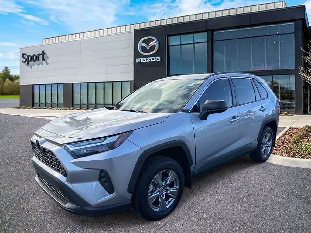 Used 2025 Toyota RAV4 LE image 8
