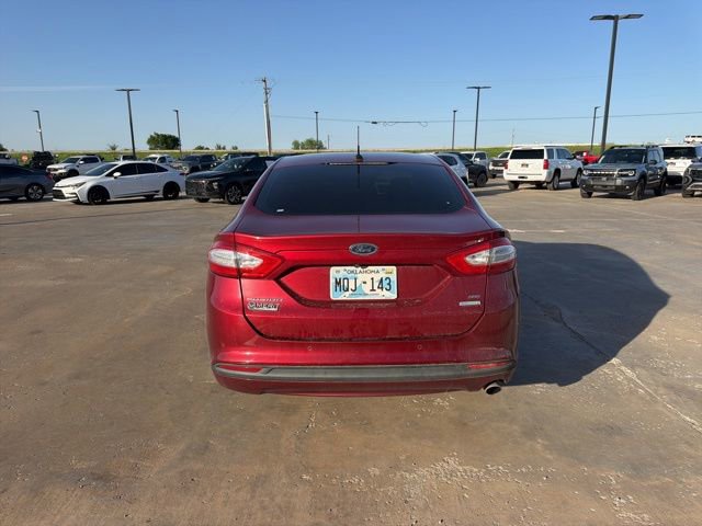 Used 2016 Ford Fusion SE FWD image 5