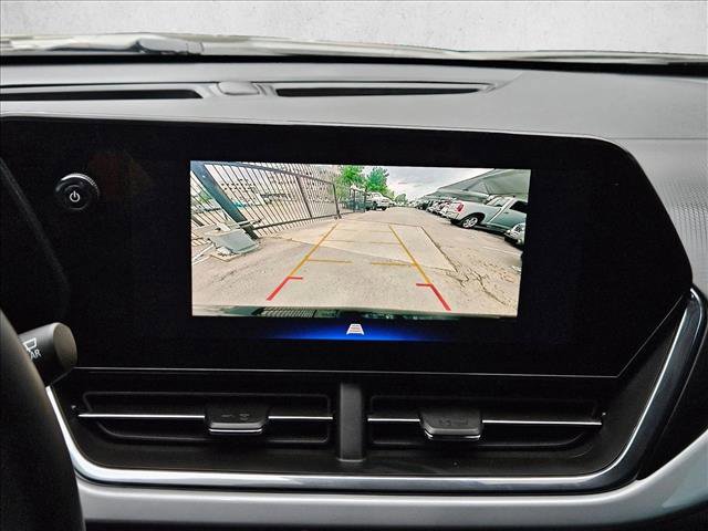 Used 2024 Chevrolet Trax LT w/ Driver Confidence Package FWD image 13