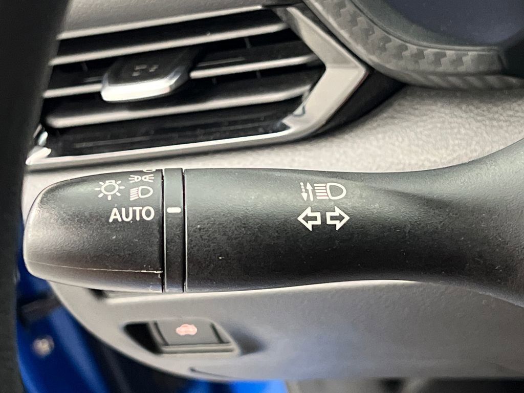 Used 2025 Nissan Sentra SV image 38