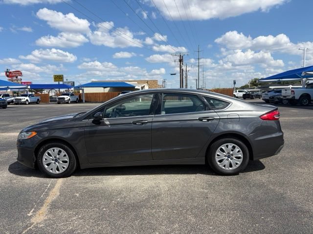 Used 2019 Ford Fusion S FWD image 2