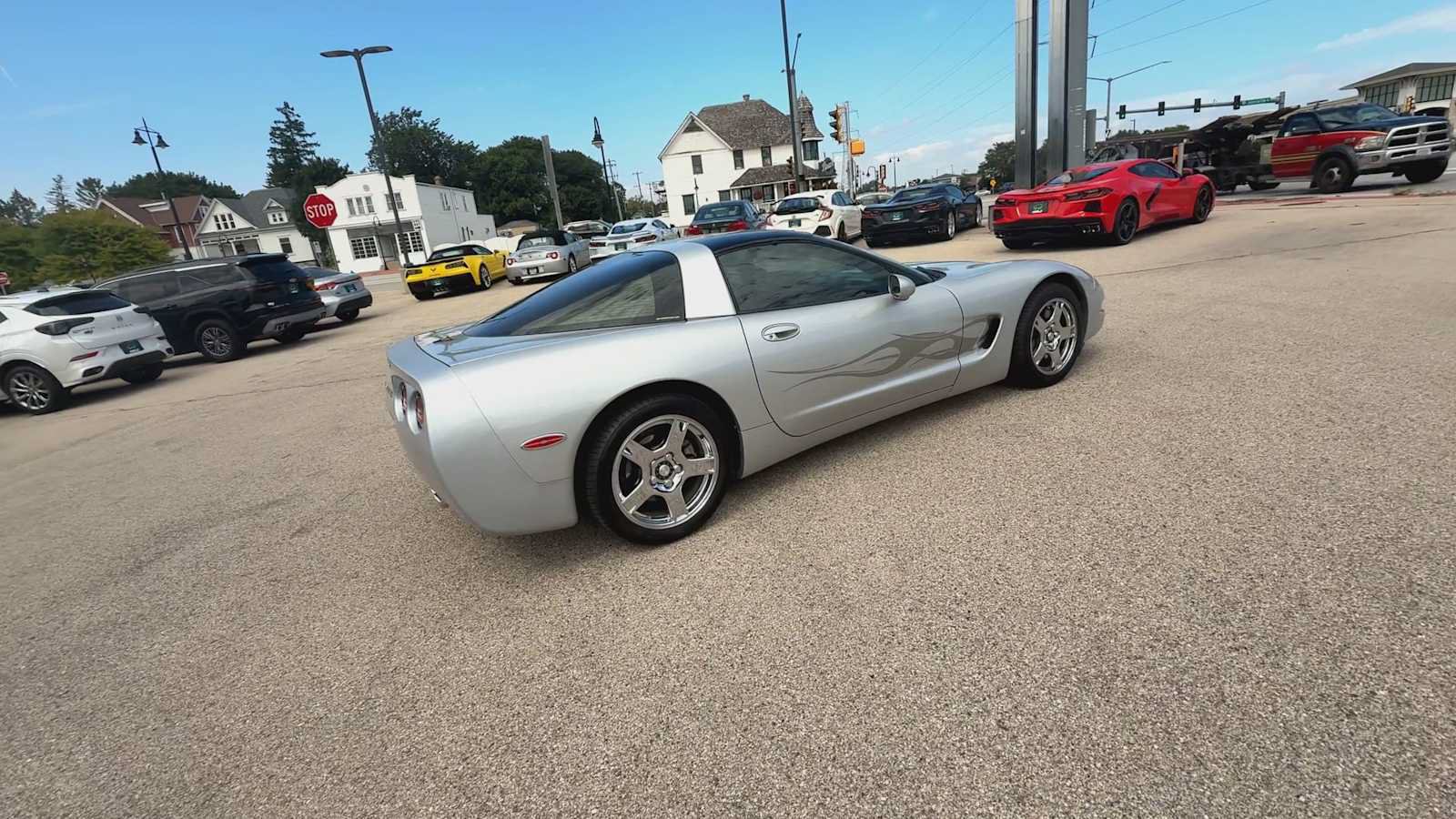 Used 1997 Chevrolet Corvette Coupe w/ Memory Pkg RWD image 8