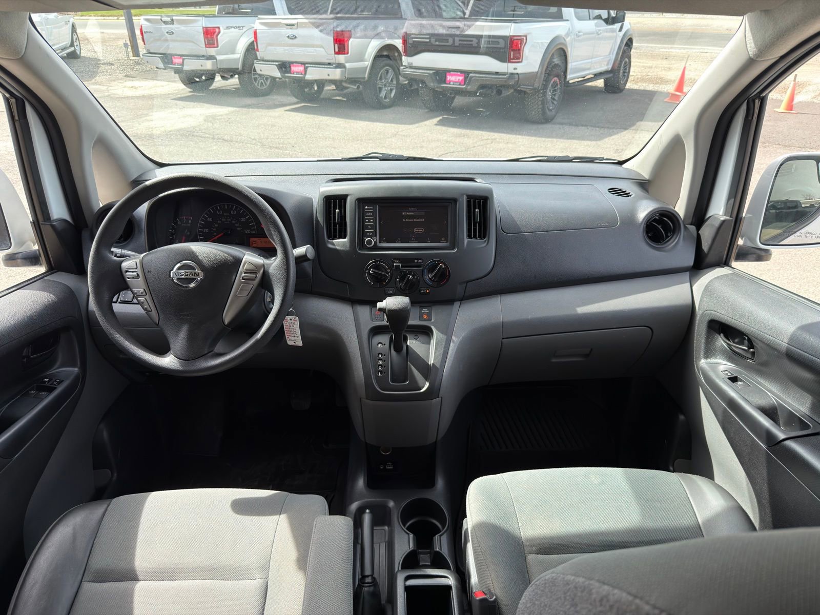 Used 2020 Nissan NV200 SV FWD image 29
