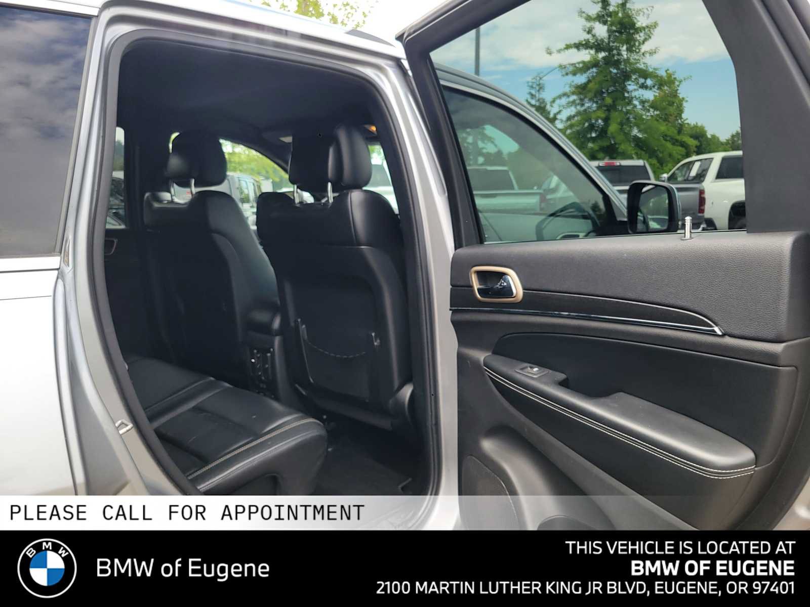 Used 2015 Jeep Grand Cherokee Limited AWD/4WD image 14