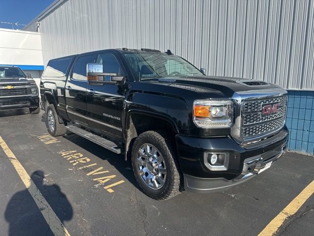 Used 2019 GMC Sierra 2500 Denali image 1