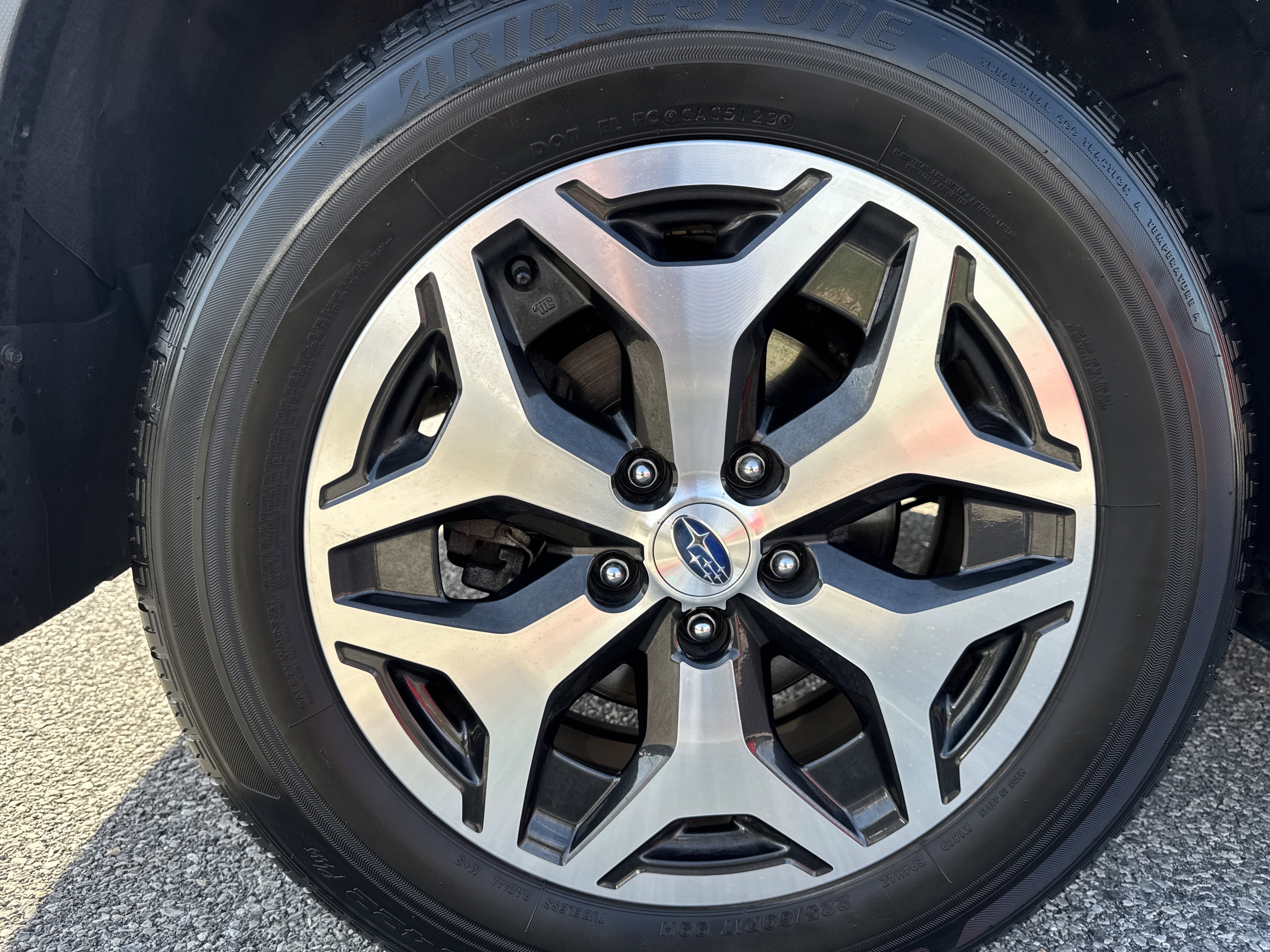 Used 2024 Subaru Forester Premium image 11