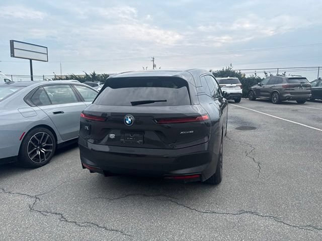 Certified 2024 BMW iX xDrive50 AWD/4WD image 11