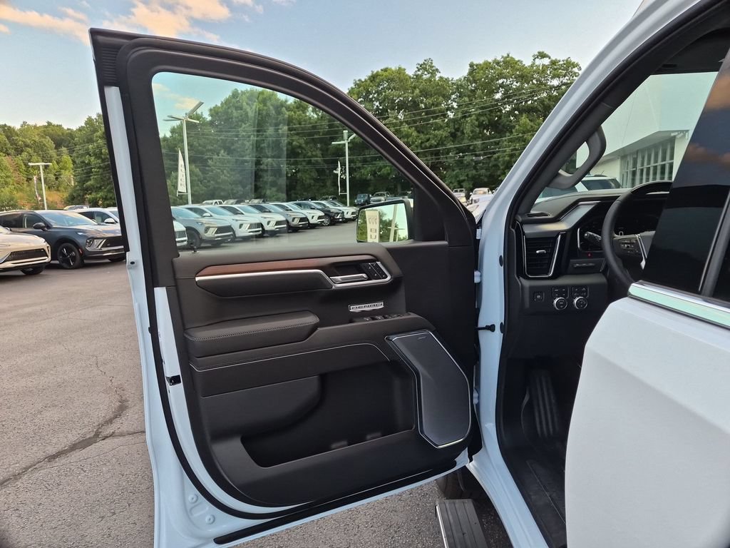 New 2026 GMC Sierra 1500 Denali AWD/4WD image 15