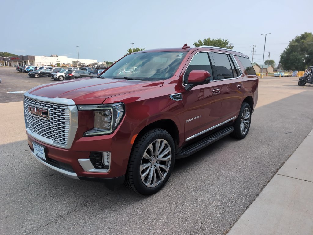 Used 2021 GMC Yukon Denali AWD/4WD image 4