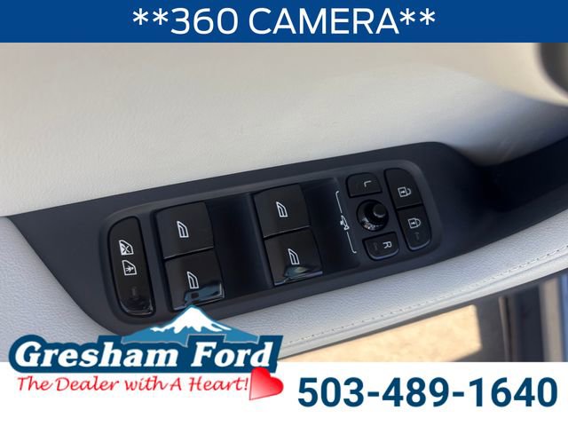 Used 2023 Polestar Polestar 2 w/ Pilot Pack image 12