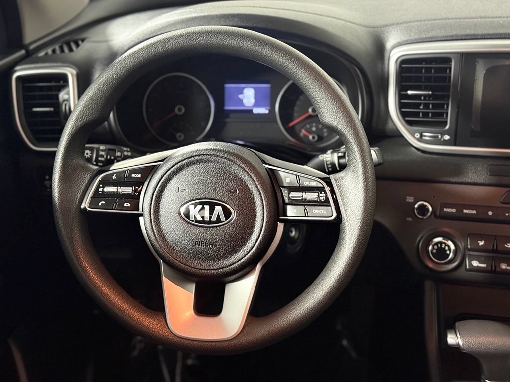 Used 2020 Kia Sportage LX AWD/4WD image 12