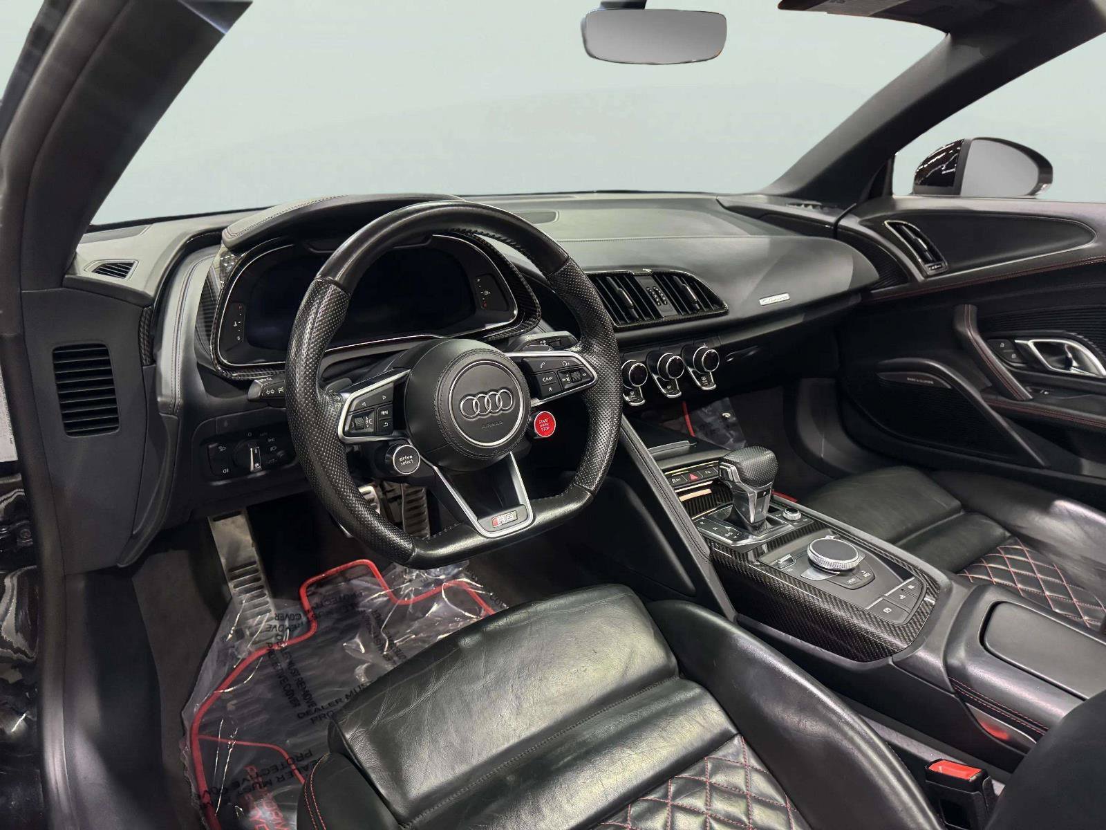Used 2017 Audi R8 V10 w/ Carbon Exterior Package AWD/4WD image 38