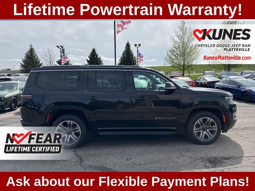 Used 2023 Jeep Wagoneer Series II AWD/4WD image 3