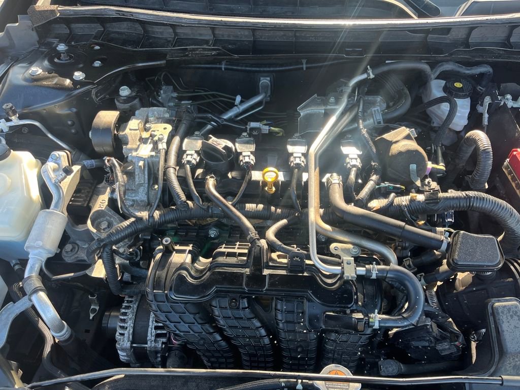 Used 2023 Nissan Altima 2.5 S image 3