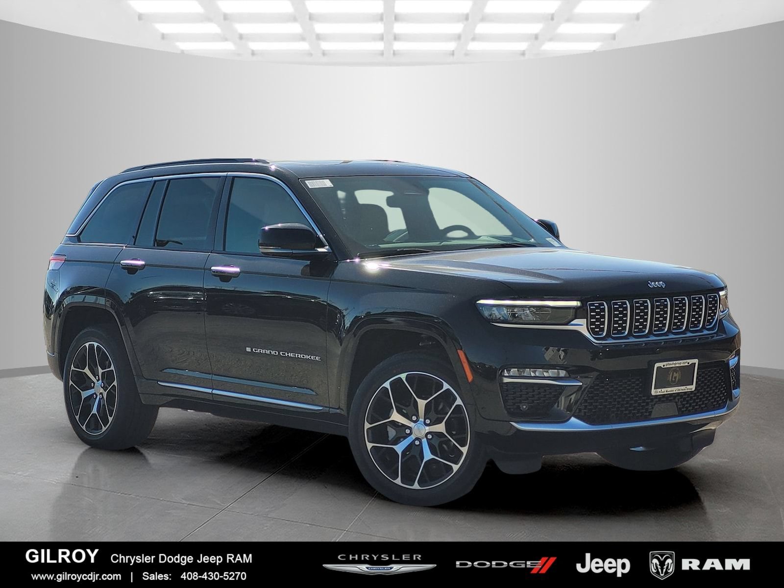 New 2025 Jeep Grand Cherokee Summit AWD/4WD image 1