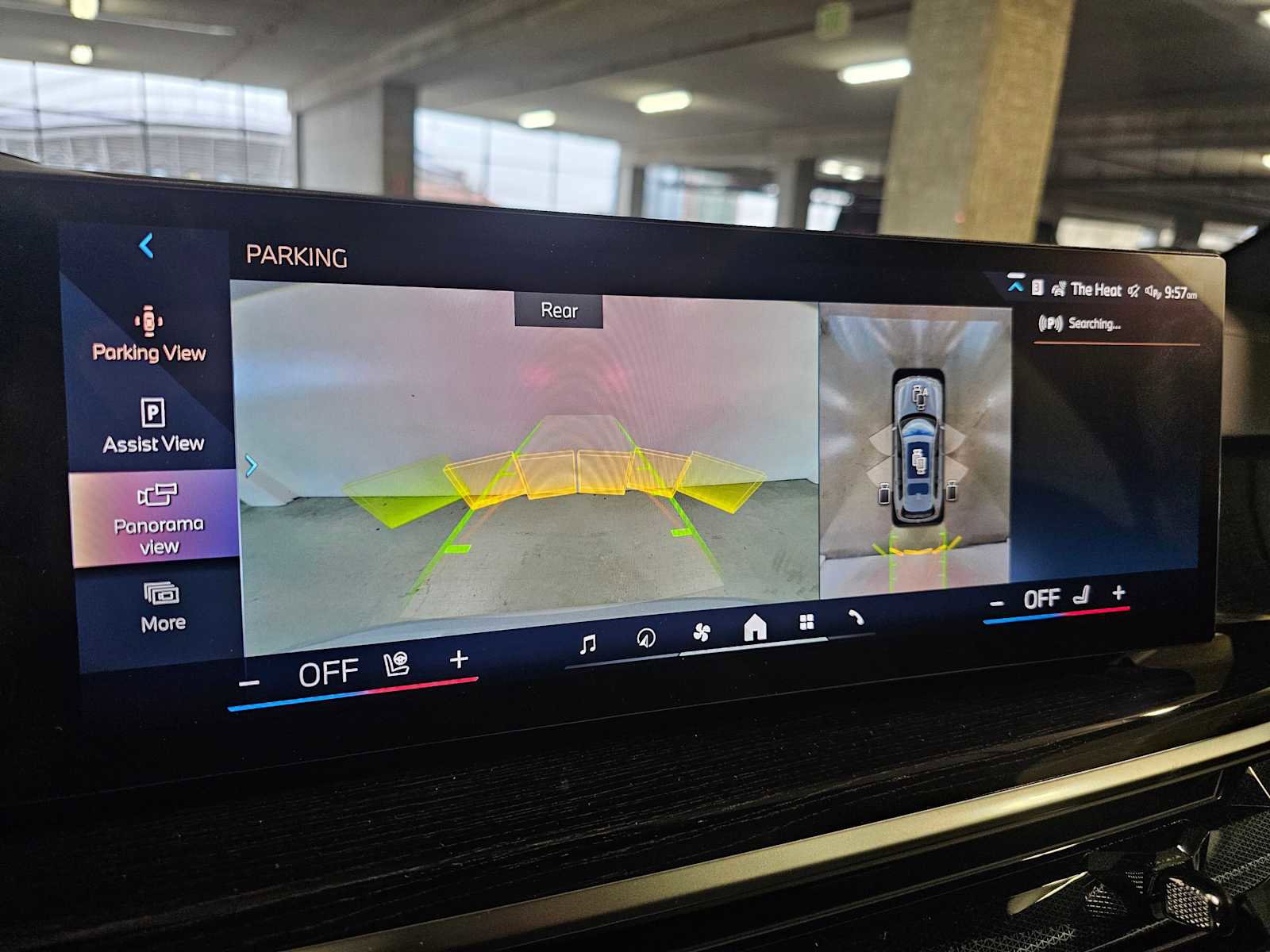 New 2026 BMW X7 xDrive40i w/ M Sport Package image 17