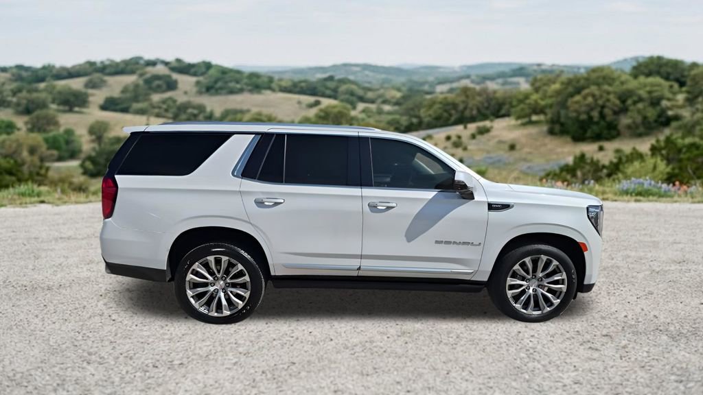 Used 2022 GMC Yukon Denali w/ Max Trailering Package AWD/4WD image 12