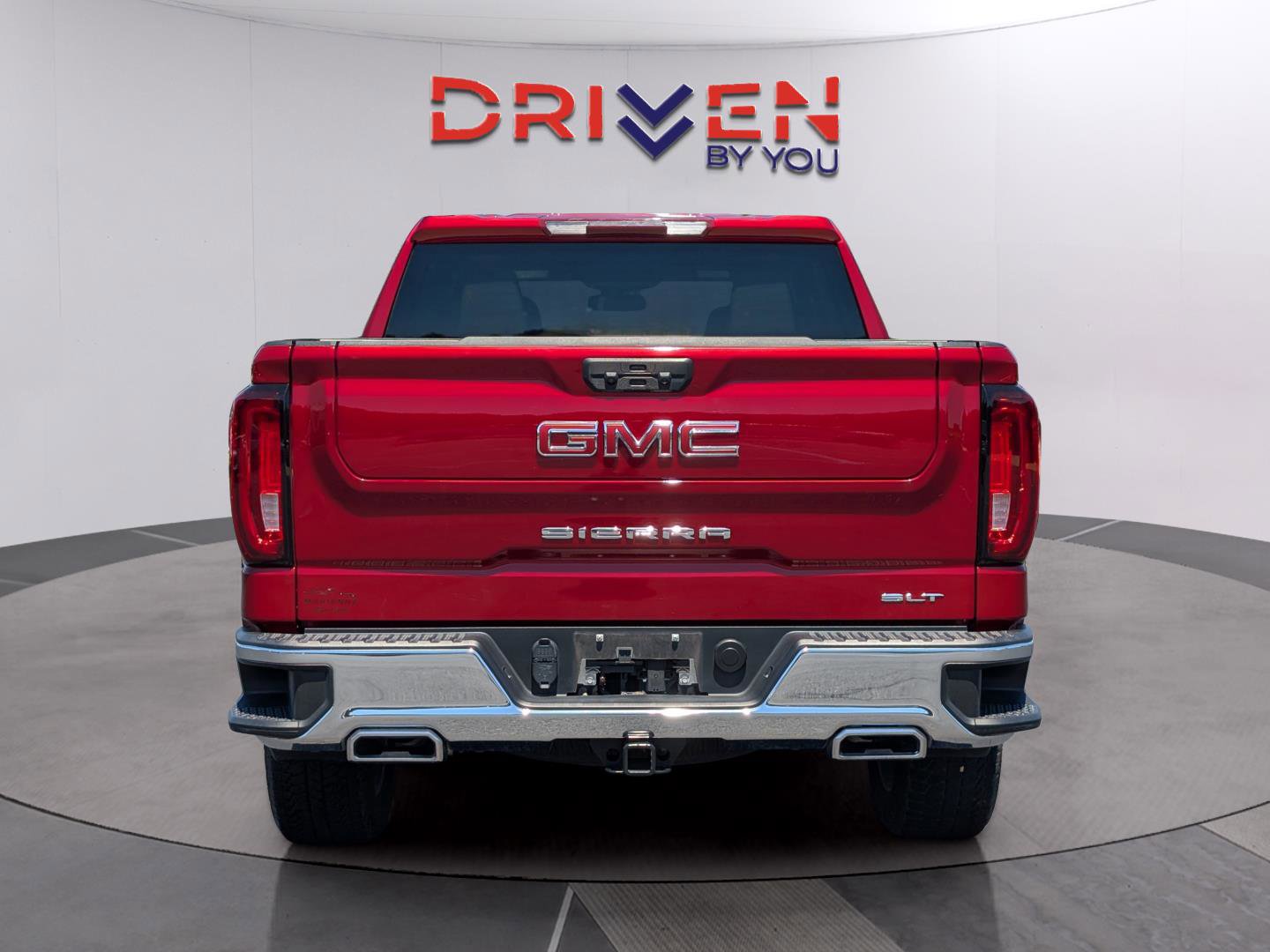 Used 2024 GMC Sierra 1500 SLT w/ SLT Premium Package AWD/4WD image 4