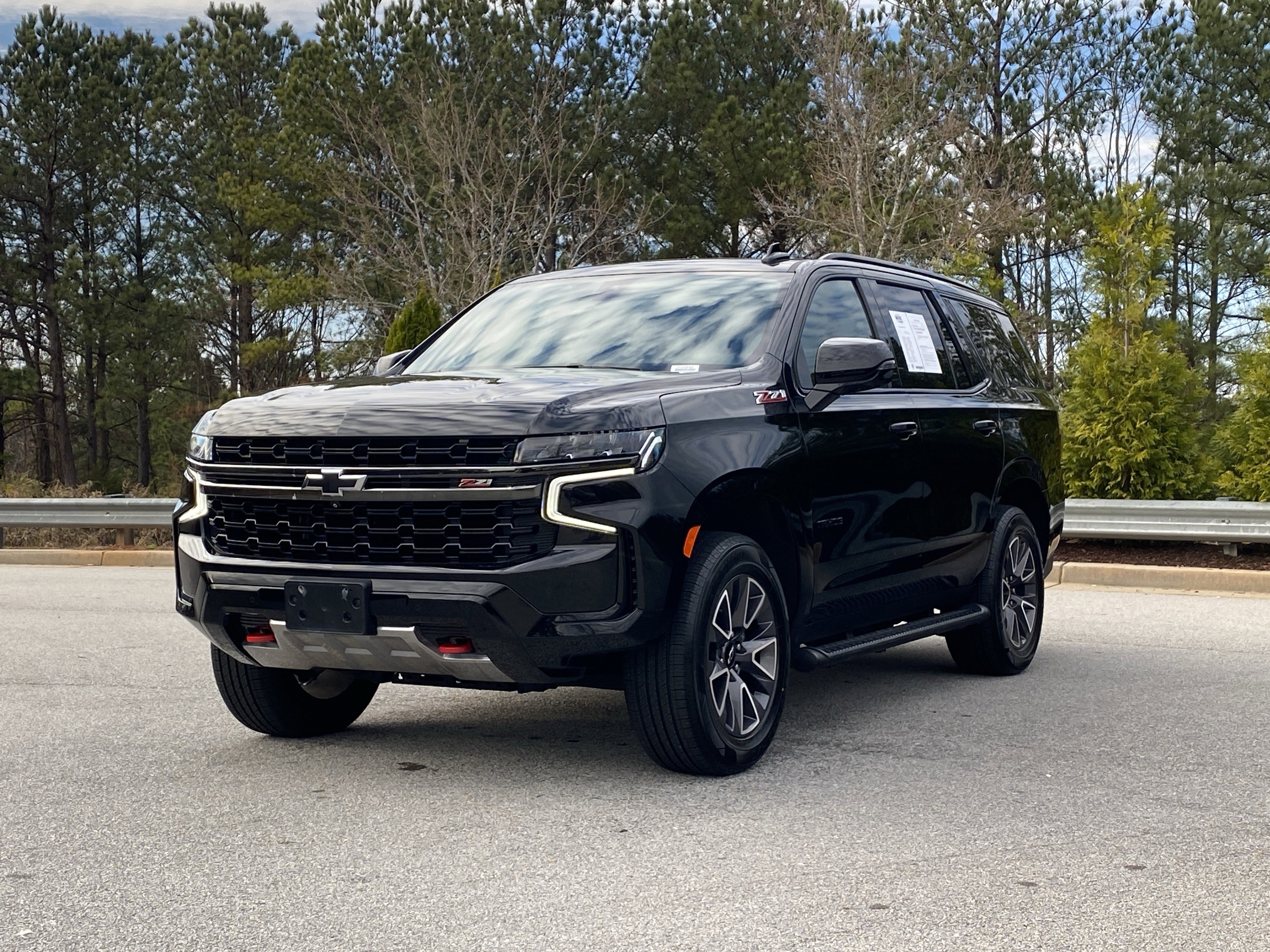 Used 2021 Chevrolet Tahoe Z71 w/ Z71 Signature Package image 13