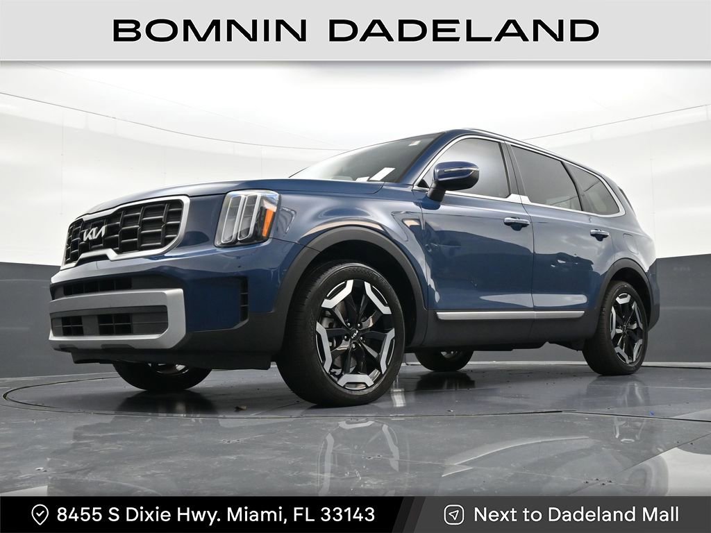 Used 2025 Kia Telluride S image 23