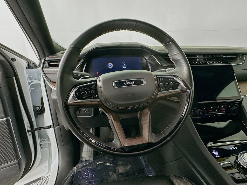 Certified 2025 Jeep Grand Cherokee Summit image 16