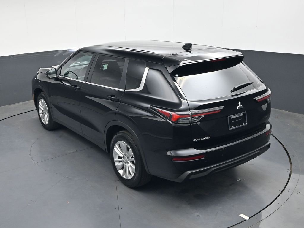 Used 2025 Mitsubishi Outlander ES AWD/4WD image 23