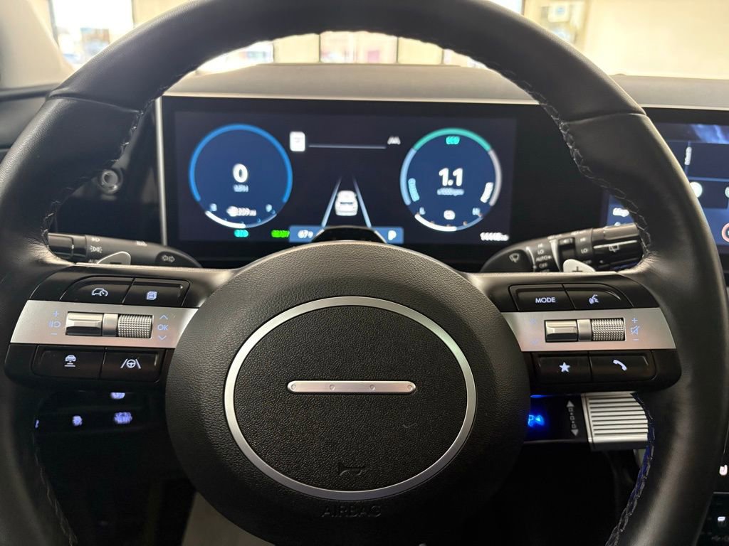 Used 2025 Hyundai Tucson Limited image 20