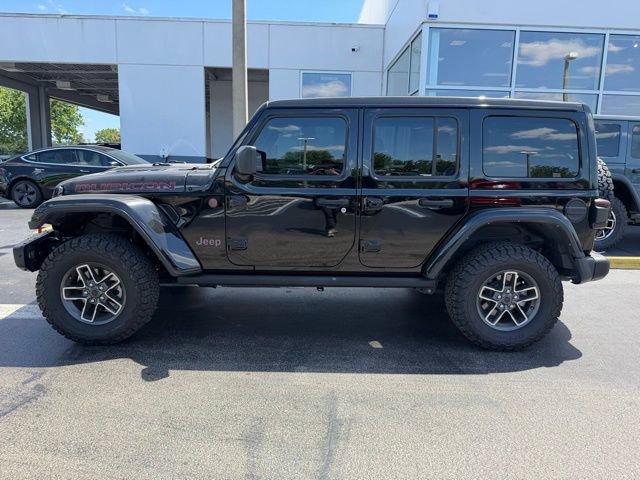 Used 2024 Jeep Wrangler Unlimited Rubicon AWD/4WD image 6