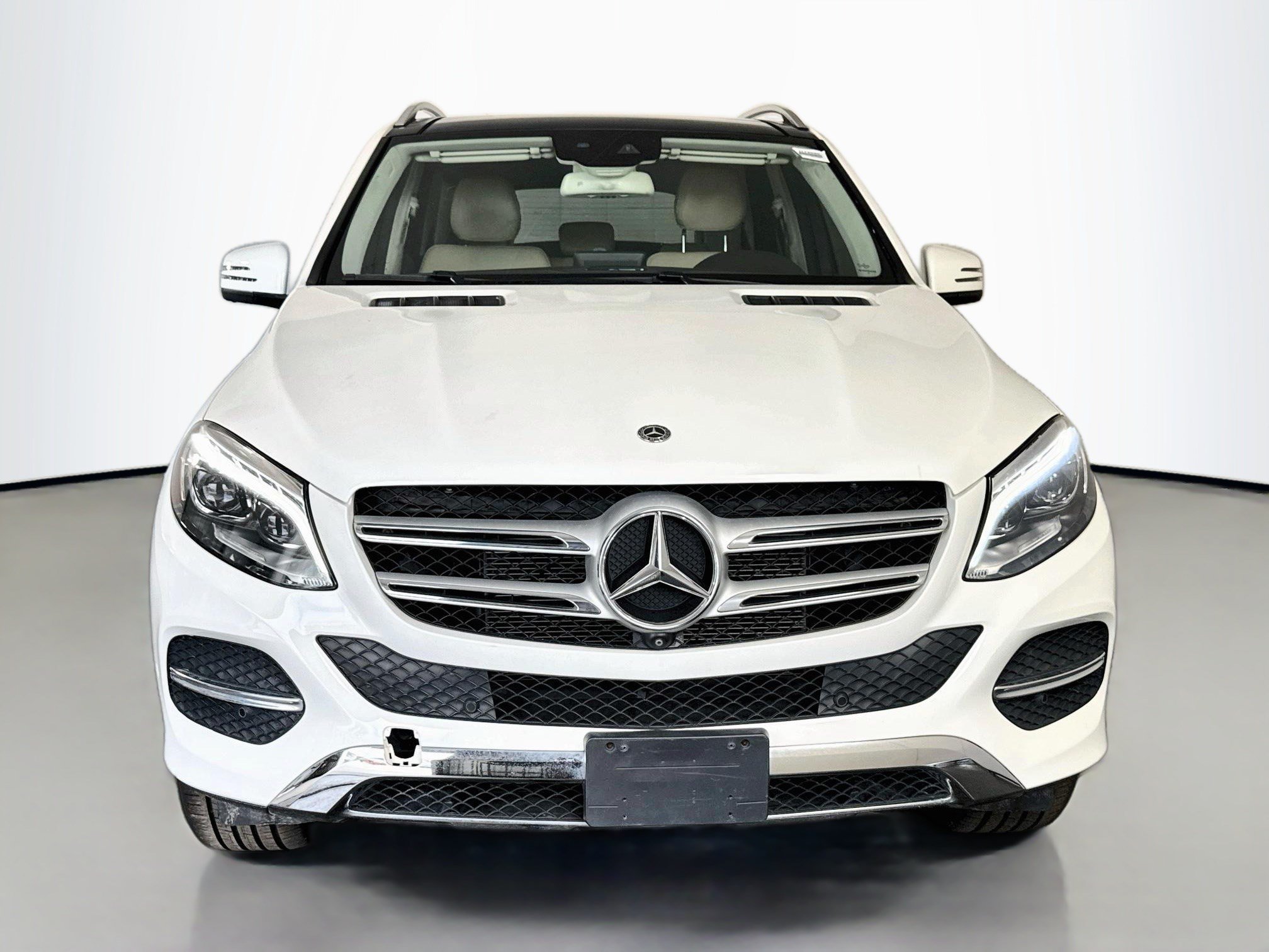 Used 2018 Mercedes-Benz GLE 350 4MATIC image 2