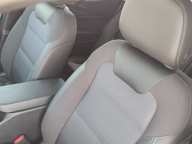 Used 2024 Chevrolet Trax LT FWD image 24
