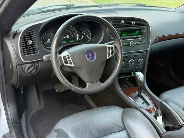 Used 2009 Saab 9-3 2.0T FWD image 19