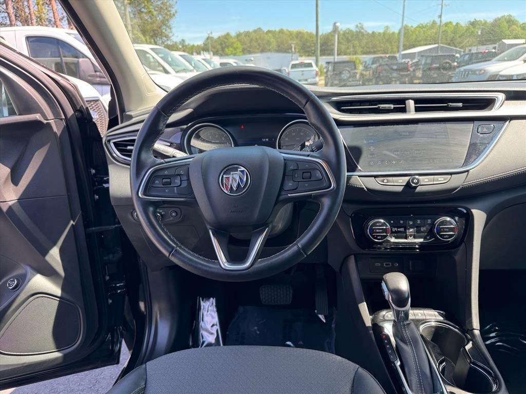Used 2022 Buick Encore GX Select w/ Sport Touring Package FWD image 13