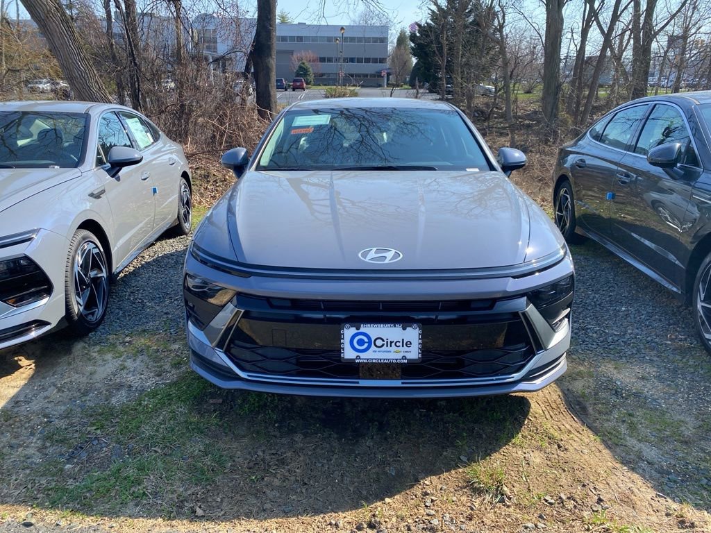 New 2026 Hyundai Sonata SE image 2