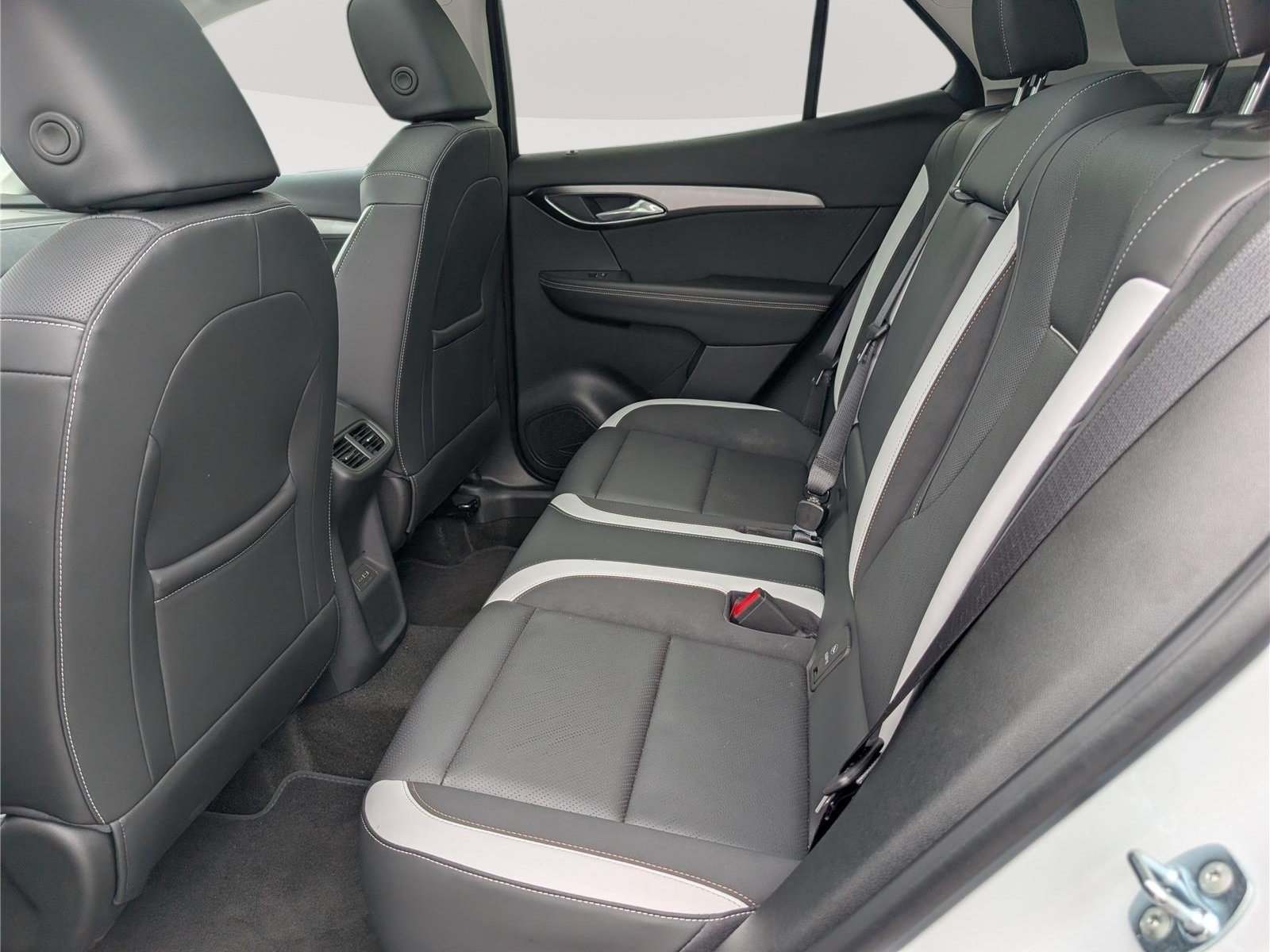 New 2026 Buick Envision Sport Touring AWD/4WD image 10