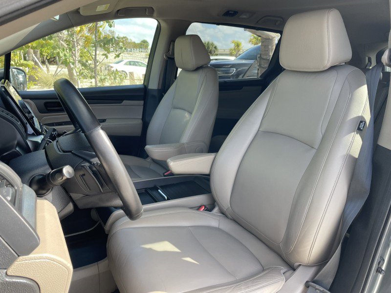 Used 2018 Honda Odyssey EX-L image 2