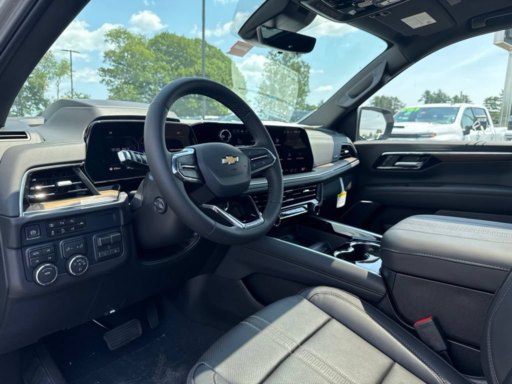 New 2026 Chevrolet Suburban High Country w/ Sun And Tow Package AWD/4WD image 32