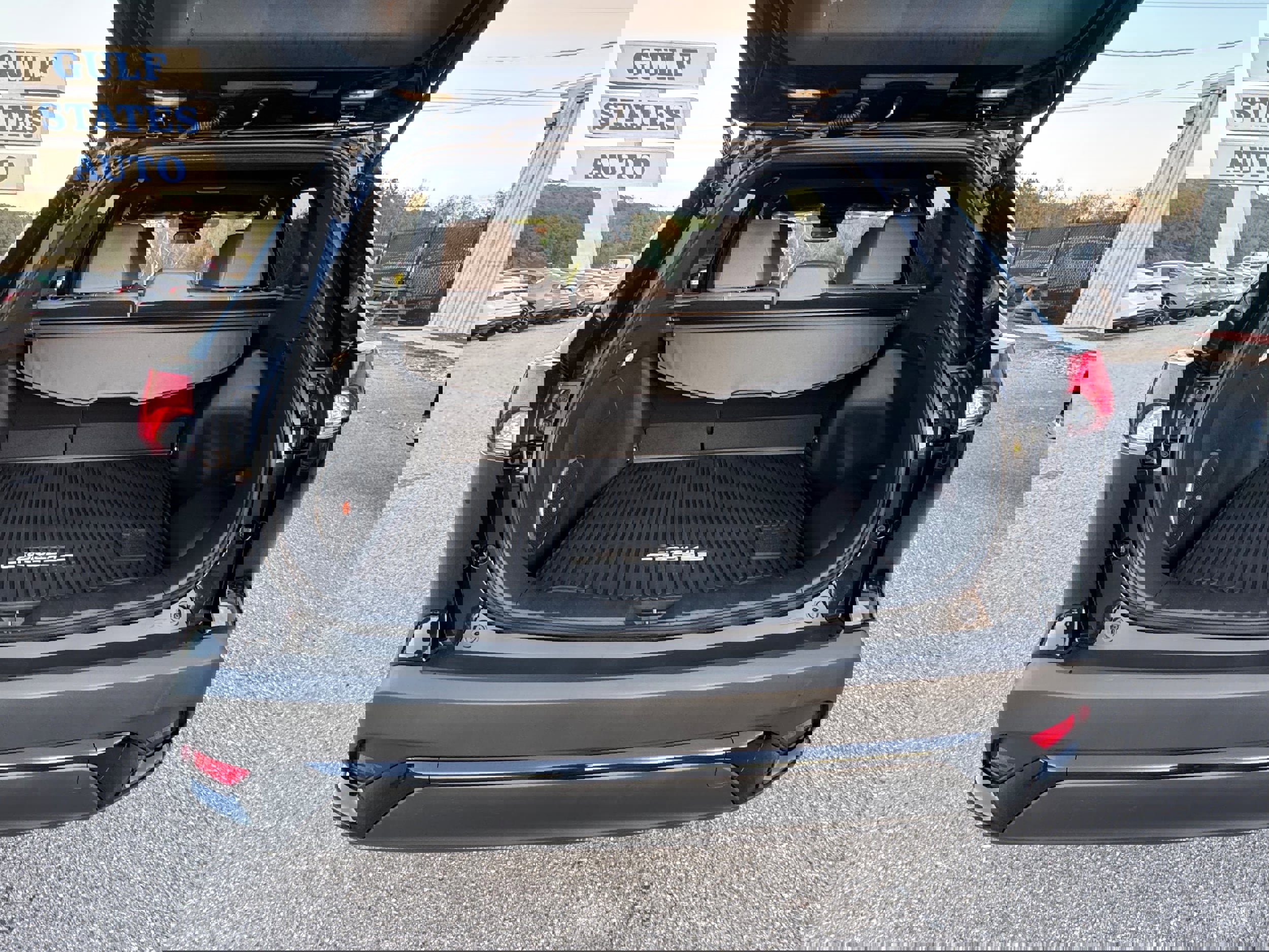 Used 2025 Toyota Corolla Cross AWD Hybrid image 7